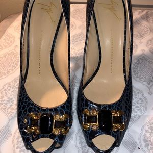Giuseppe Zanotti Navy Blue peep toe pumps